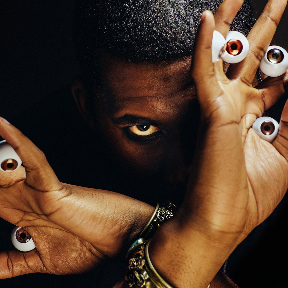 LP в «Крокусе», Flying Lotus в музее «Гараж», «Трансформеры: Последний  рыцарь» в прокате, Mana Island в «16 тоннах», Луганский и Барати в  Московской филармонии, «Зомби-прокурор»: лекция журналиста Рэдли Балко,  серия кинопоказов «Американский