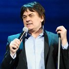 Александр Серов