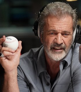 Кинопремьеры недели: «В эфире», «Под облаками» и «Похожий человек»