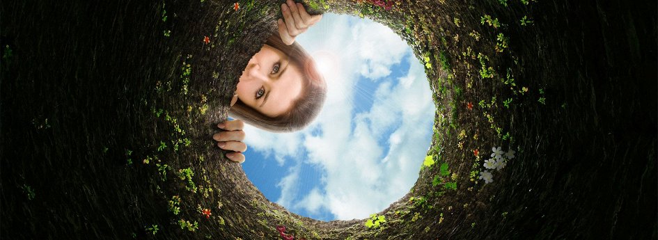 Фильм «Алиса и тайна Зазеркалья» Кино: «Алиса и тайна Зазеркалья»