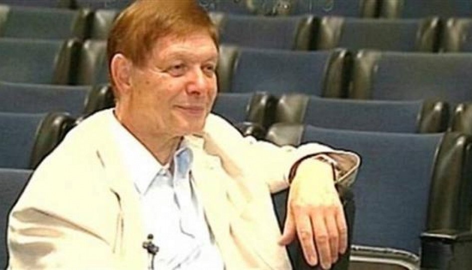 Кино: «Эдуард Хиль. Сто хитов короля эстрады» Кино: «Эдуард Хиль. Сто хитов короля эстрады»