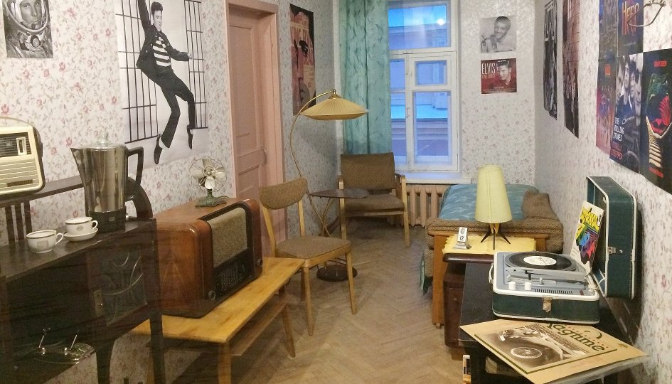 Выставка Коммунальный рай, или Близкие поневоле. Очерки из жизни ленинградской коммунальной квартиры, Санкт-Петербург Выставки: Коммунальный рай, или Близкие поневоле. Очерки из жизни ленинградской коммунальной квартиры, Санкт-Петербург