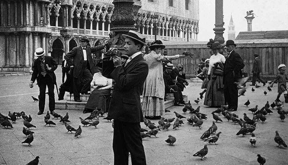 Выставки: От Belle Époque к революции. История России через стереофотографию 1880–1917 в 3D Выставки: От Belle Époque к революции. История России через стереофотографию 1880–1917 в 3D