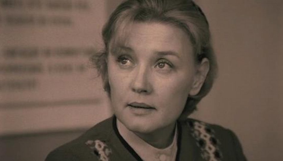 Вера Алентова