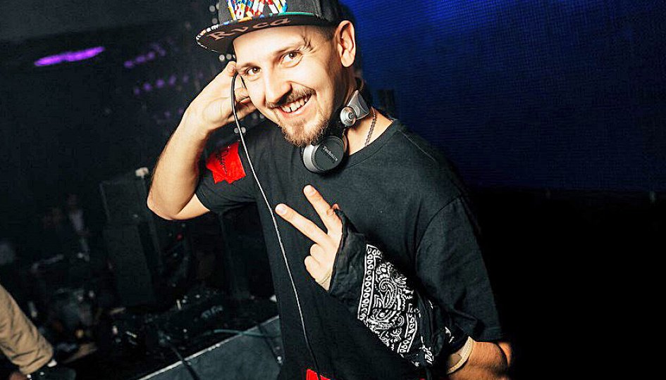 Концерт «Light My Idol»: DJs Ozz, Igor Volt, Казань Концерты: «Light My Idol»: DJs Ozz, Igor Volt, Казань