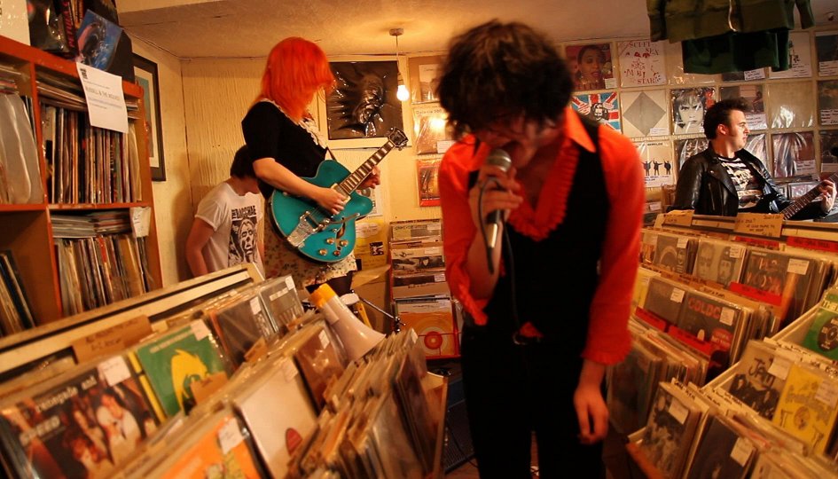 Кино: «Sound It Out» Кино: «Sound It Out»