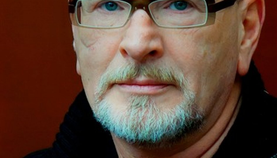 Владимир Петров
