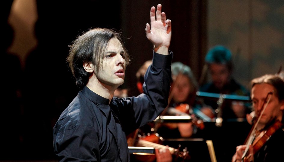 Концерты: Оркестр musicAeterna. Дирижер Теодор Курентзис Концерты: Оркестр musicAeterna. Дирижер Теодор Курентзис