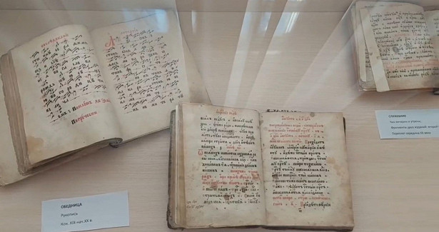 Выставка старинных книг открылась в Вологде