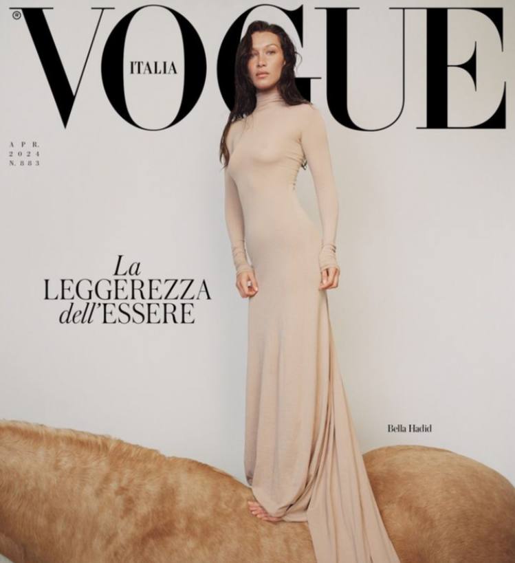Белла Хадид снялась в облегающем платье без бюстгальтера для Vogue ...