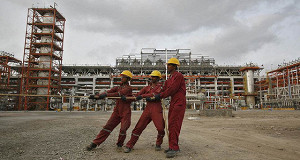 Essar Oil русифицируют