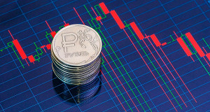 Рубль возобновил падение