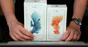 ФАС подозревает Apple в сговоре при установке цен на iPhone в России