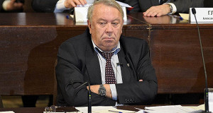 Без денег на подписку