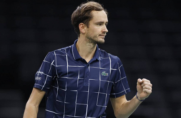 
Даниил Медведев выиграл турнир серии Masters в&nbsp;Париже
