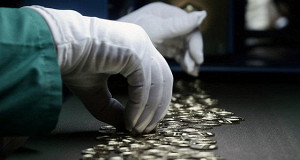 Пенсионным фондам группы Анатолия Мотылева предстоит вернуть около 12 млрд рублей накоплений